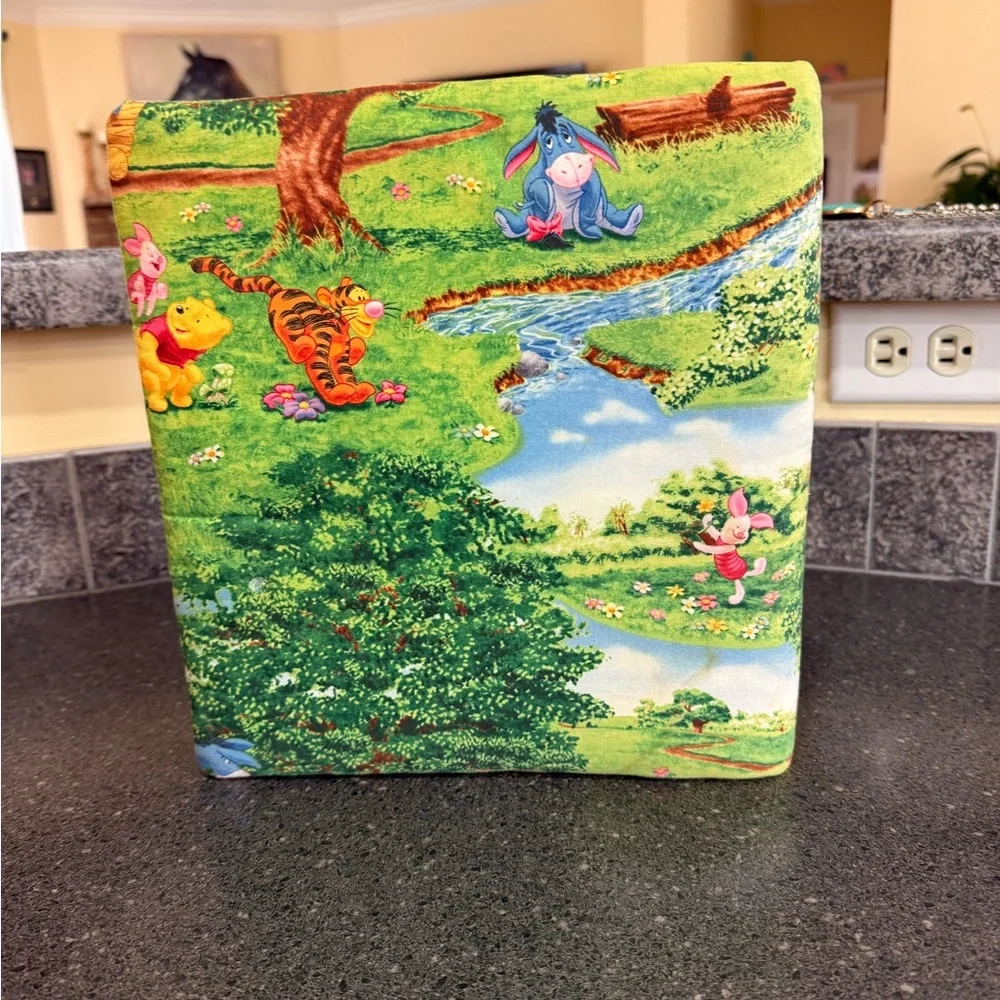 90s Winnie the Pooh Fabric Panel Binder